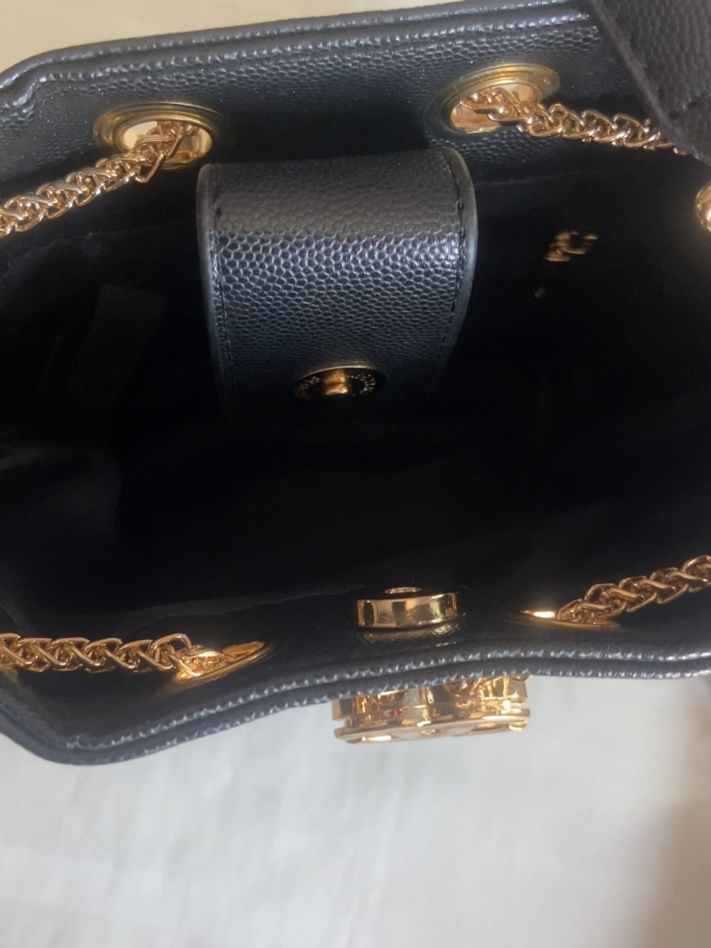 CHANEL VIP BEAUTE GIFT Crossbody Drawstring Bucket Bag with Gold Hardware - Picture 15 of 16